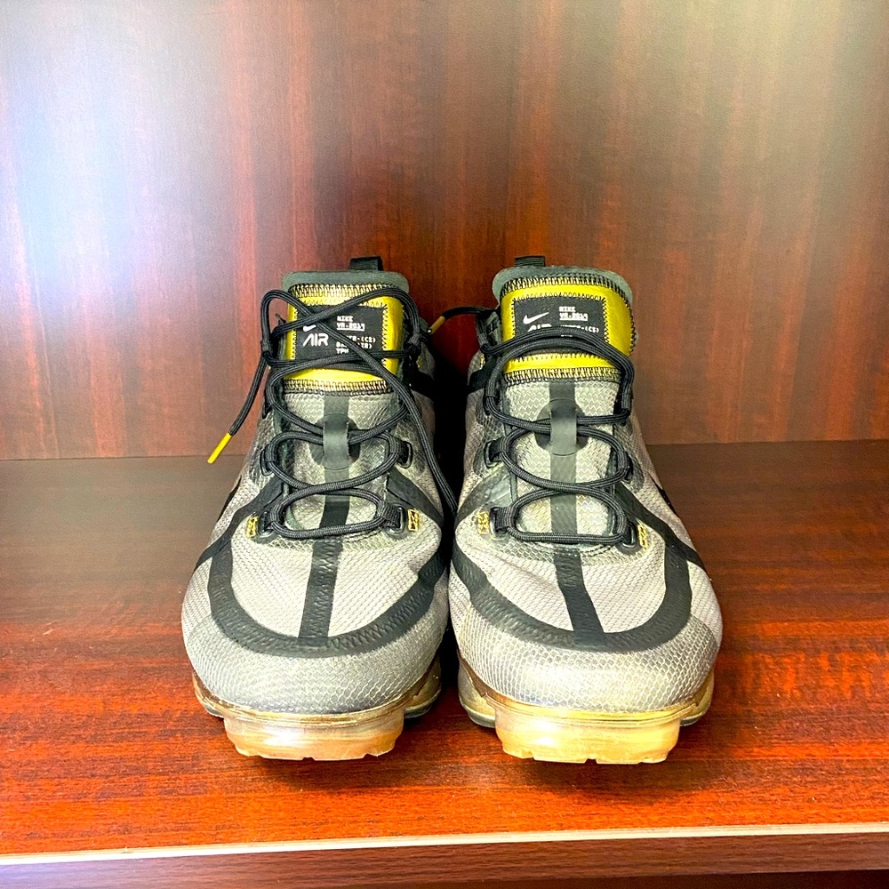 Mens size 10 Nike vapor max 2019 black and gold. Good shape, clean!!